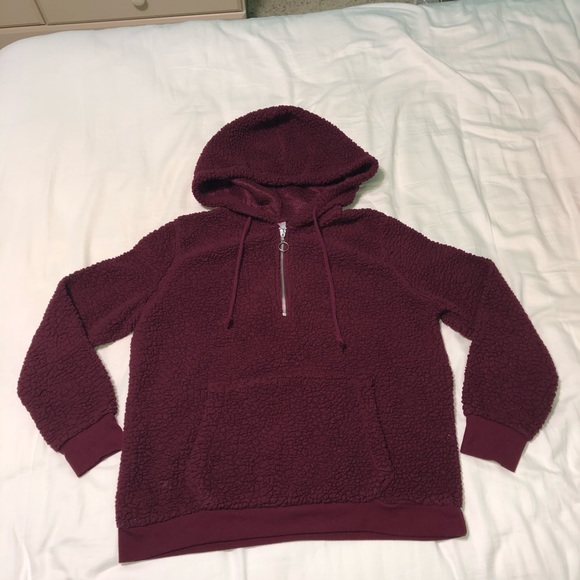‼️MAROON QUARTER ZIP TEDDY HOODIE - Picture 4 of 8